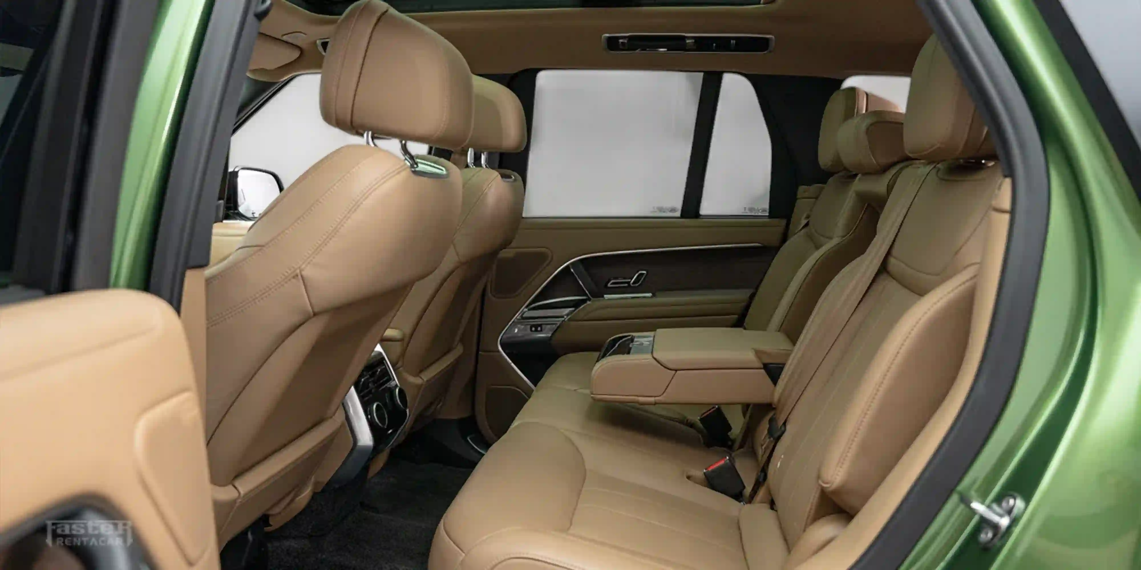 Range Rover Vogue Interior Back Seats